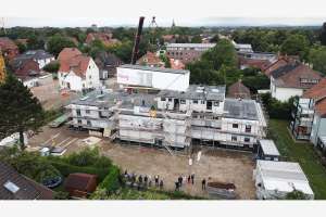 Lego für Erwachsene: Durch vorgefertigte Wohnmodule entstehen 16 Mietwohnungen in vier Tagen. Bild: kwg Hildesheim