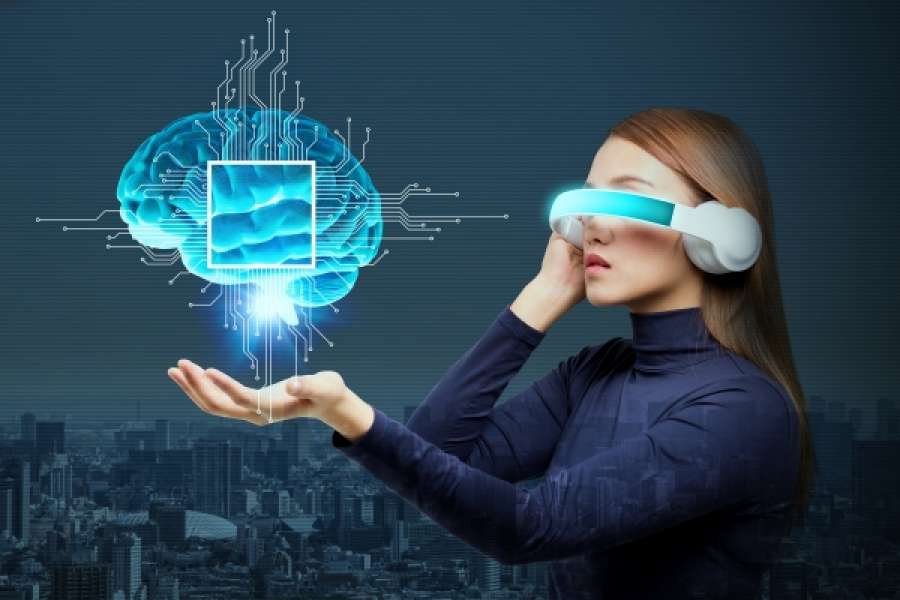 Train the brain - Kann ja nie verkehrt sein, besonders nicht wenn es Weiterbildungsbedarf zum Thema Digitalisierung gibt. FOTO: ADOBESTOCK/ CHOMBOSAN