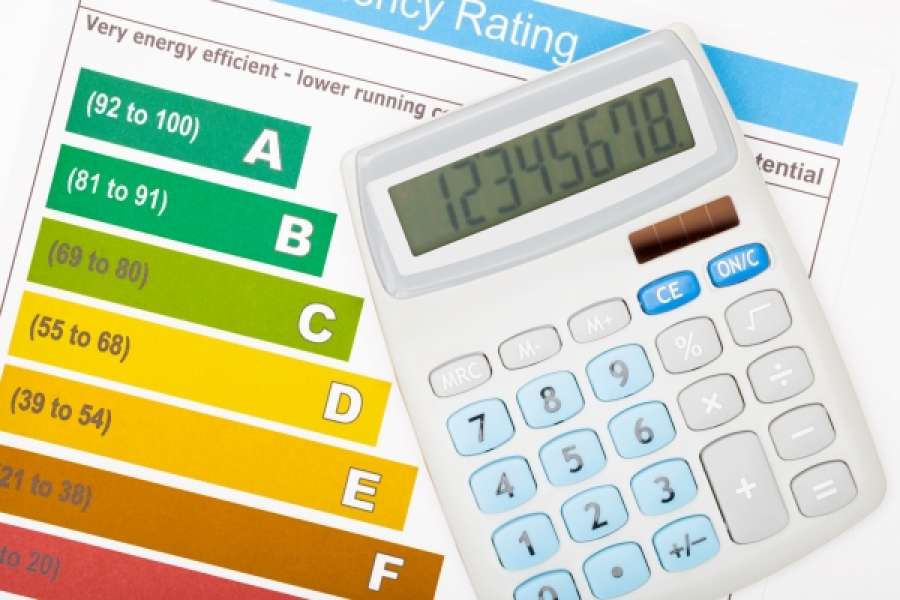 Die Kosten für Energie stets überblicken und genau rechnen zum Wohle des Klimas. BILD: ADOBESTOCK/NIYAZZ