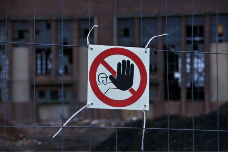 Asbest kann gefährlich sein. FOTO: PIXELIO/J.TORNACK