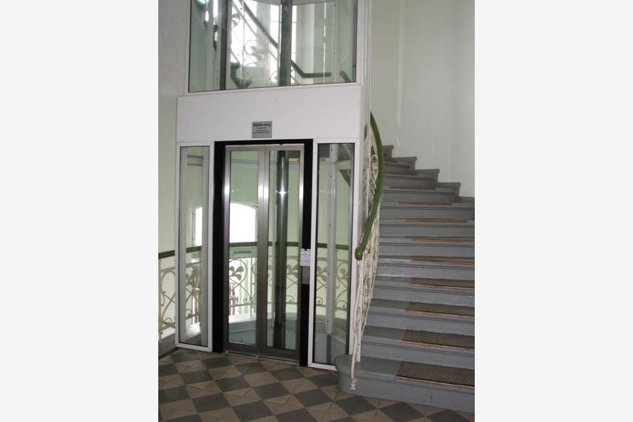 Gewährleistung eines barrierefreien Wohnungszugangs, Foto: pixelio.de/Karl-Heinz Laube