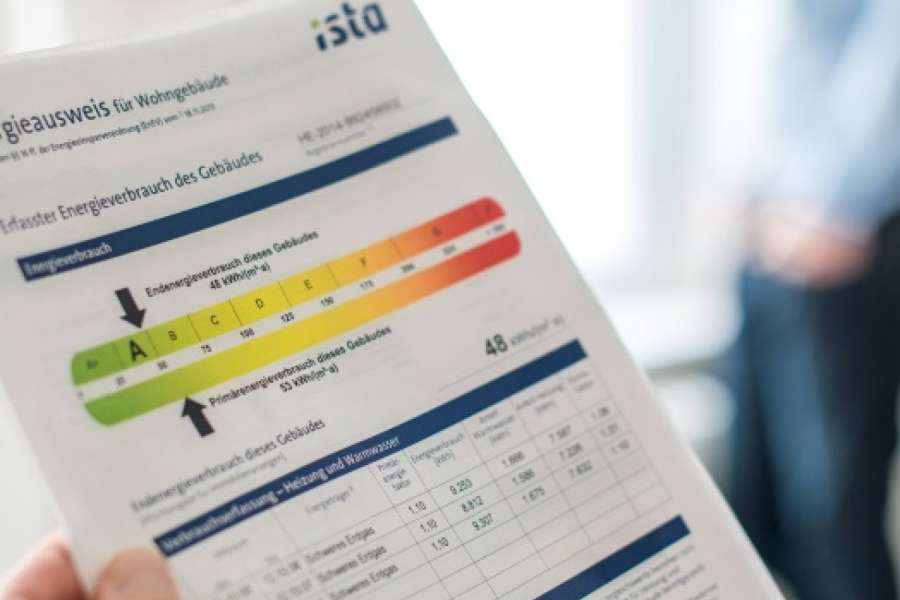 Kennwerte aus dem Energieausweis müssen ab jetzt in Immobilienanzeigen stehen. FOTO: ISTA
