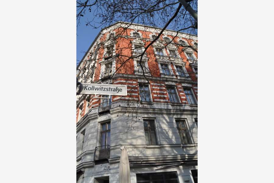 Großbürgerliches Domizil im In-Viertel Prenzlauer Berg: Hier wohnt es sich überteuert. Foto: Engelbrecht