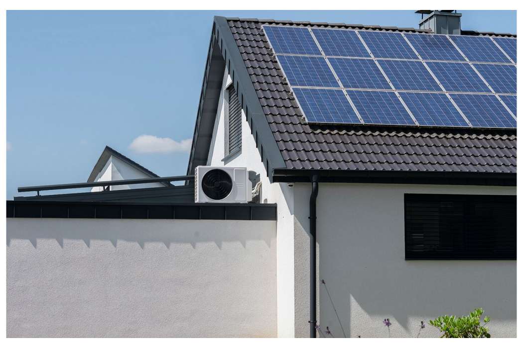 Dynamisches Duo: Eigenstromnutzung durch Photovoltaik für den Betrieb von Wärmepumpen. Bild: Gerd