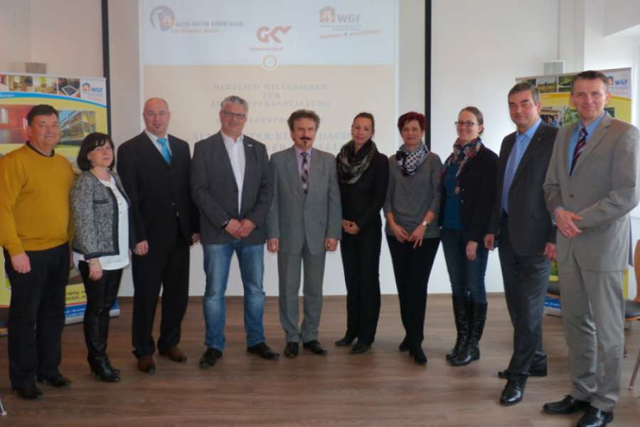 Projektpartner (v.l.n.r.): Hans- Joachim Egerer, Regina Schulze, Michael Tatz, Tino Gaumnitz, Bernd Wetzig, Alexandra Brylok, Katja Näther, Philine Meyreiß, Stefan Viehrig, Dr. Michael Uhlmann. Foto: VSWG