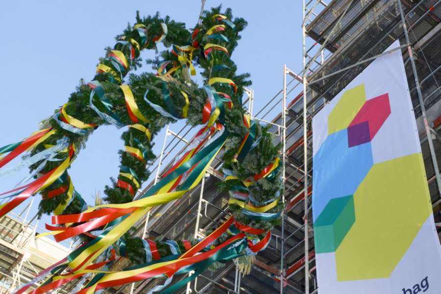 Mit einem bunten Richtfest feierte die Gewobag den Fortschritt ihres Projektes. Foto: Gewobag