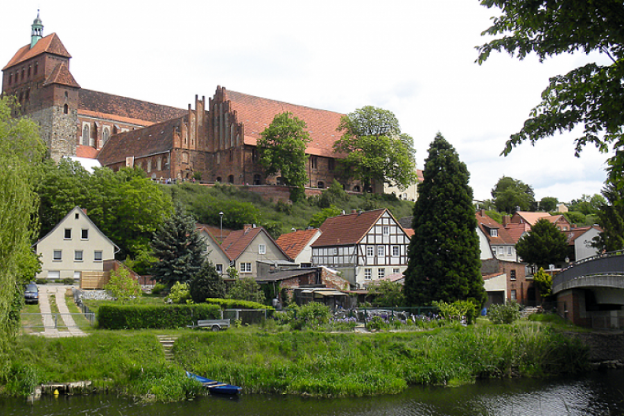 5.000 Einwohner und Bauhistorie: der Dom in Havelberg, Sachsen-Anhalt. FOTO: D.HOTZE