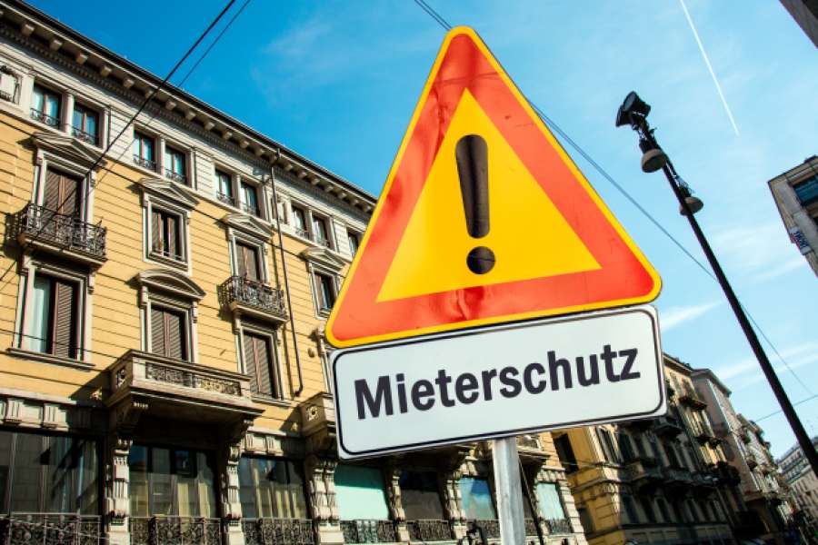 Wohnungsmieter können bei Gehaltseinbußen Wohngeld beantragen. FOTO: ADOBESTOCK/THOMAS REIMER